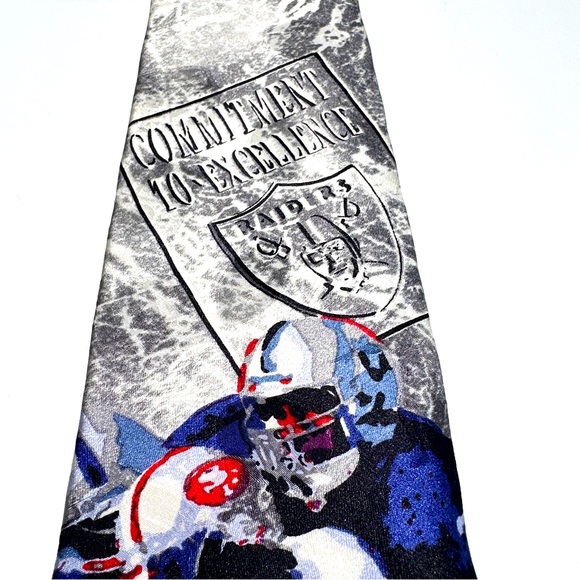 NFL, Raiders, 100% silk tie - Picture 8 of 16